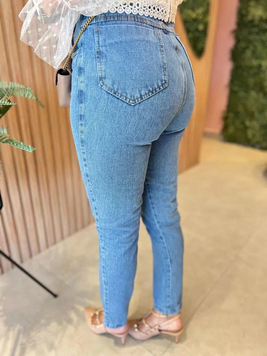 Calça Jeans Mom Básica