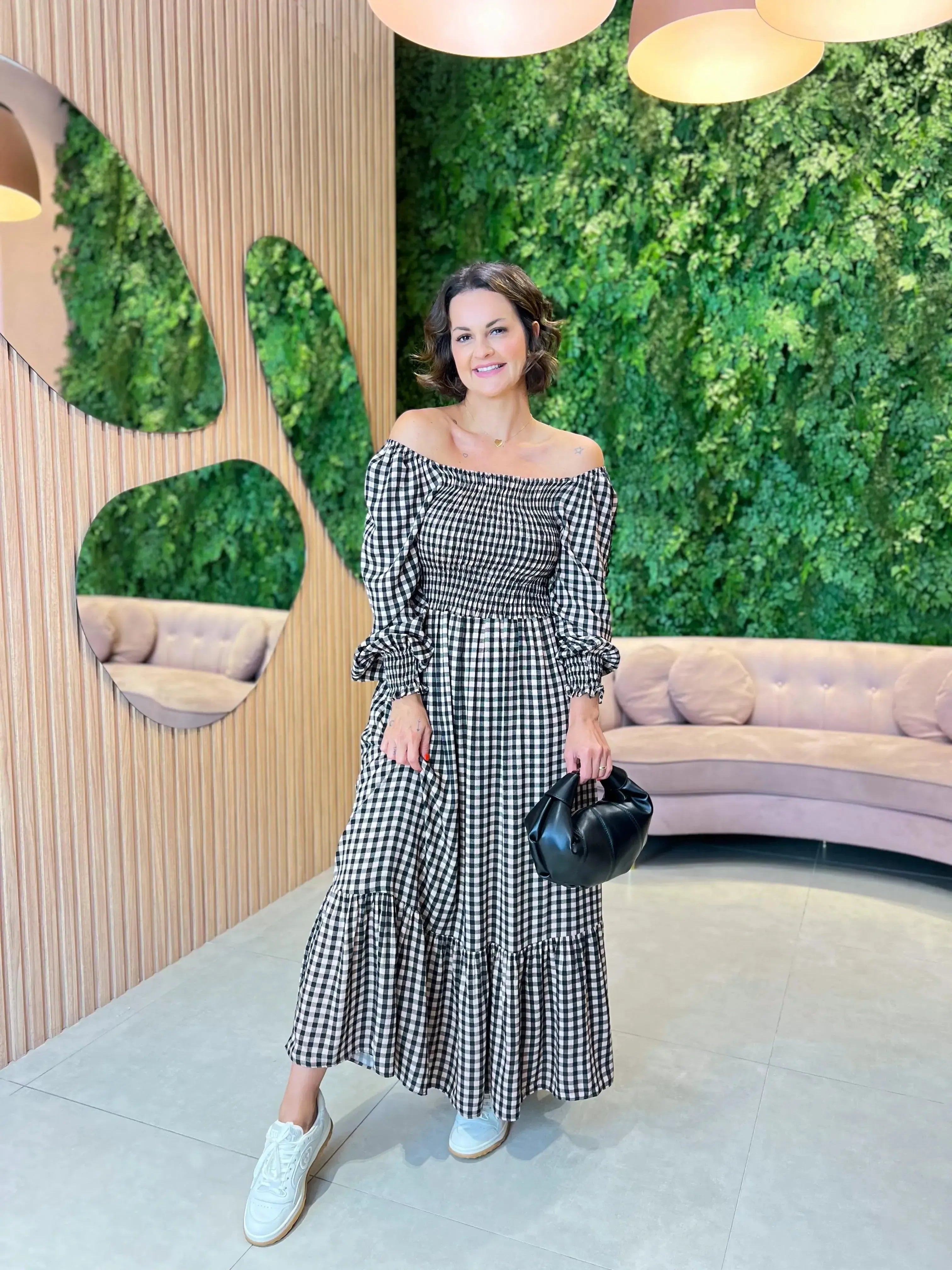 Vestido Lastex Manga Longa Xadrez Preto com Nude