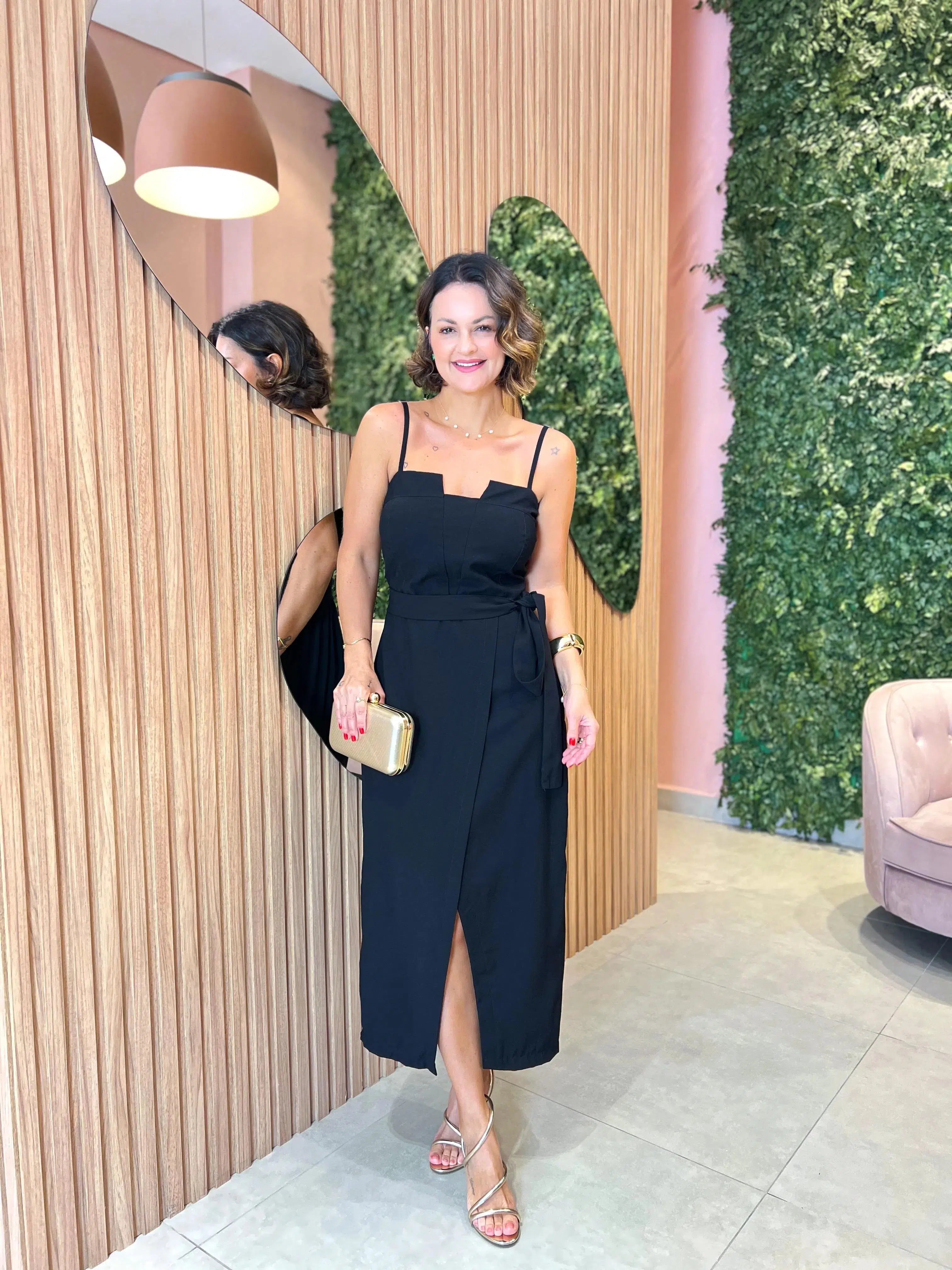 Vestido Midi de Alça com Fenda Frontal, Preto