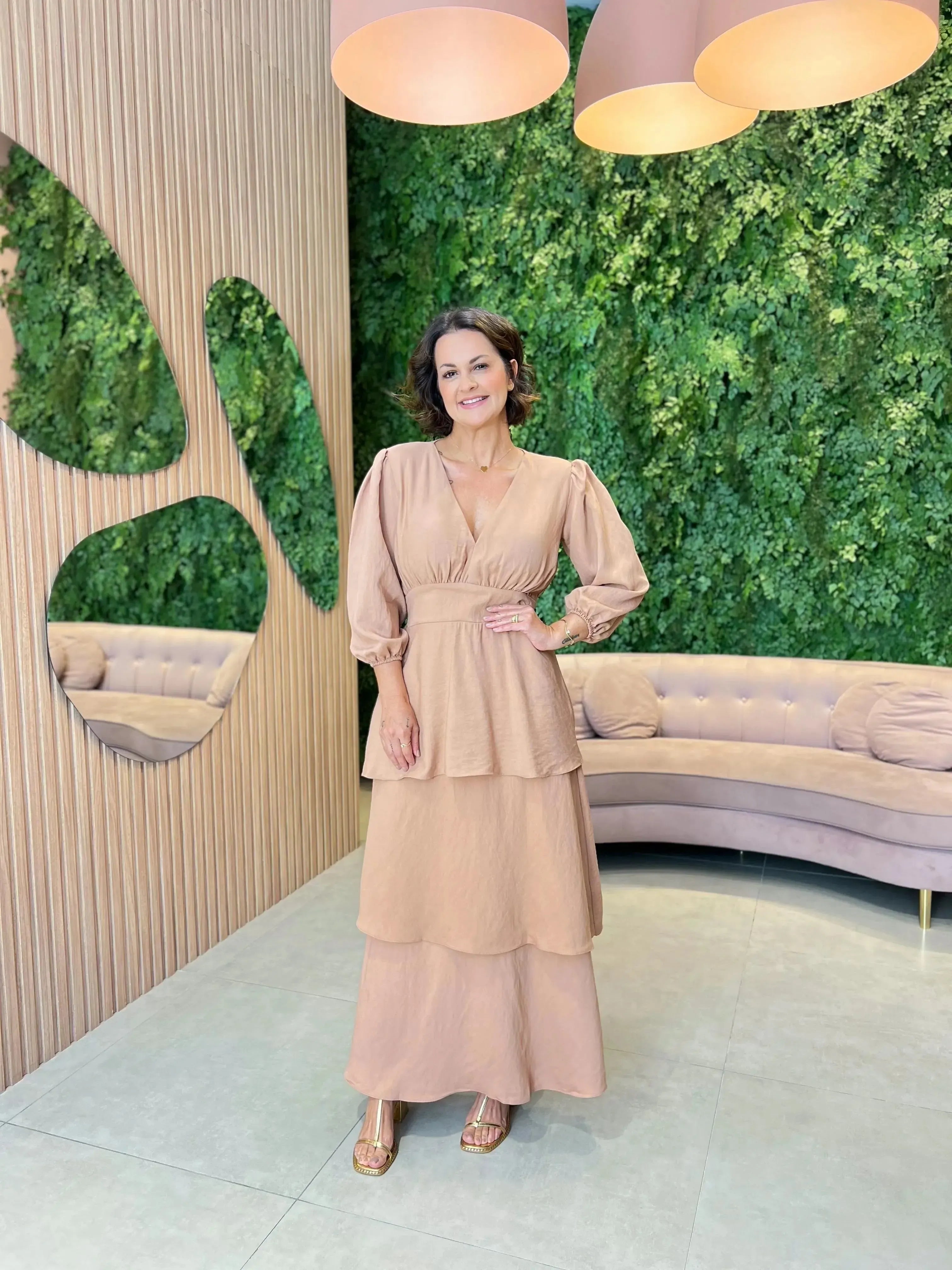 Vestido em Liocel em Camadas com Manga Longa, Nude