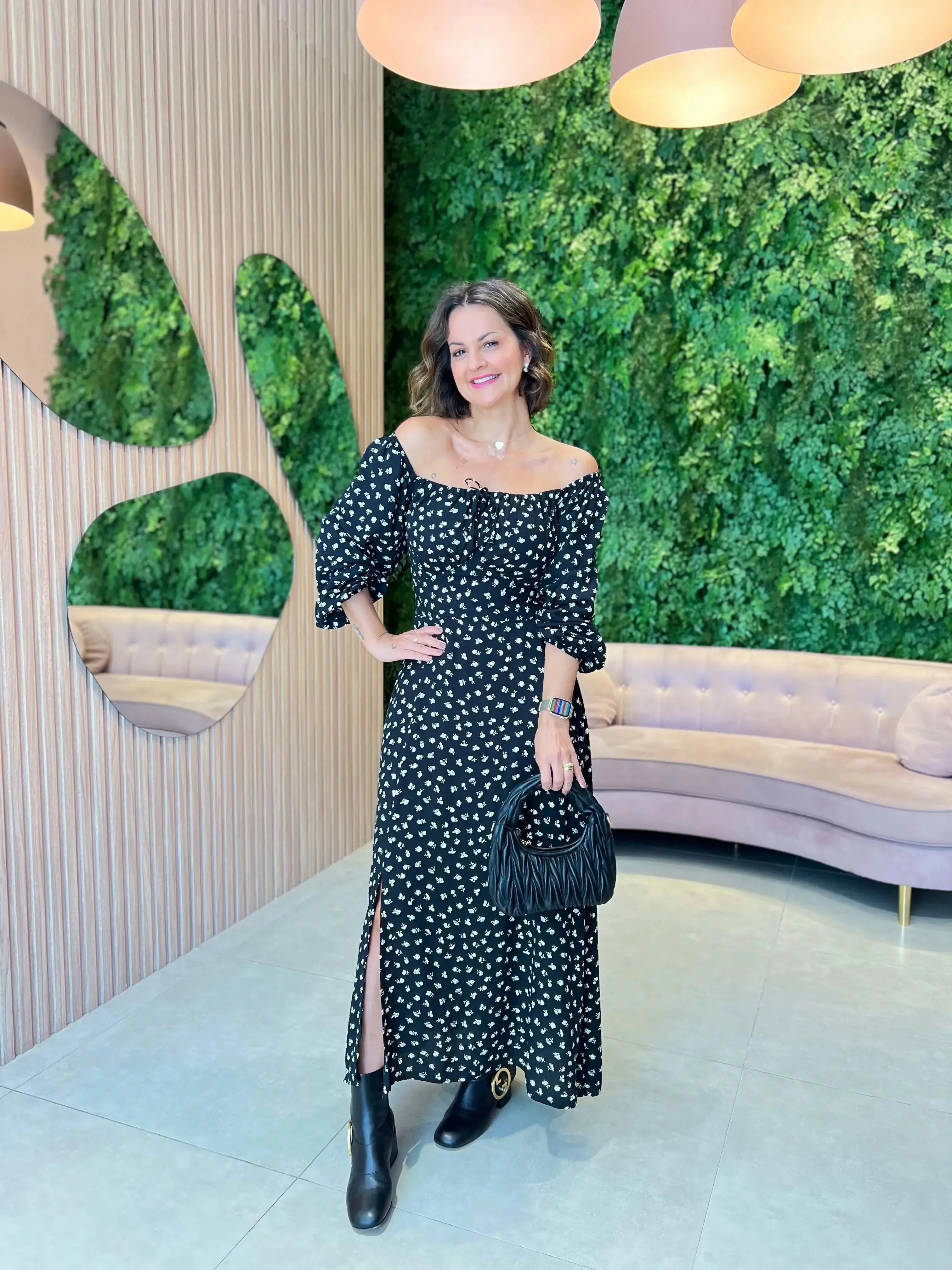 Vestido em Viscolinho Manga longa Floral, Preto